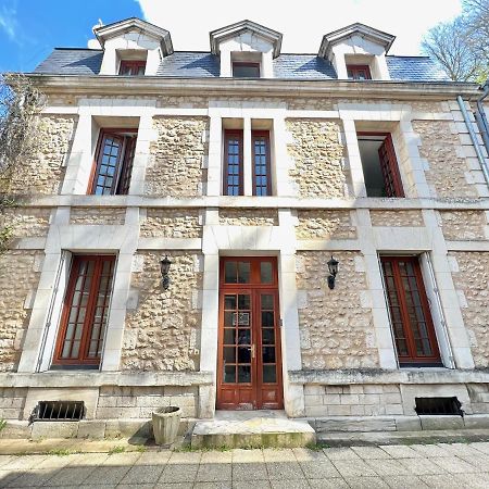 Le Melusine , A 50M De La Gare De Poitiers Apartment Luaran gambar